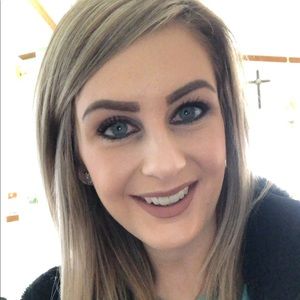 Meet your Posher, Aimee